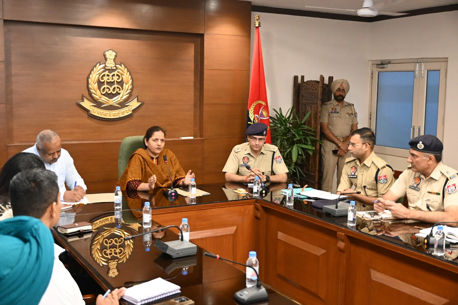 PHOTO-2025-05-02-15-07- HF