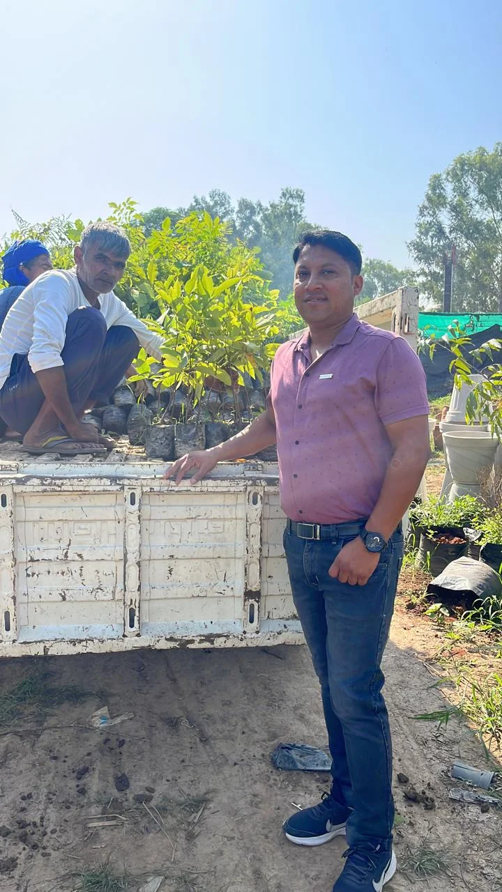 WhatsApp Image 2023-10-04 at 9.48.21 AM