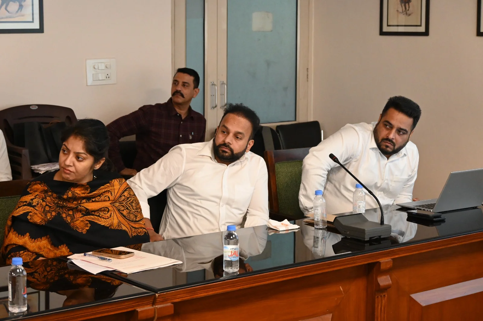 WhatsApp Image 2025-05-02 at 15.15.13