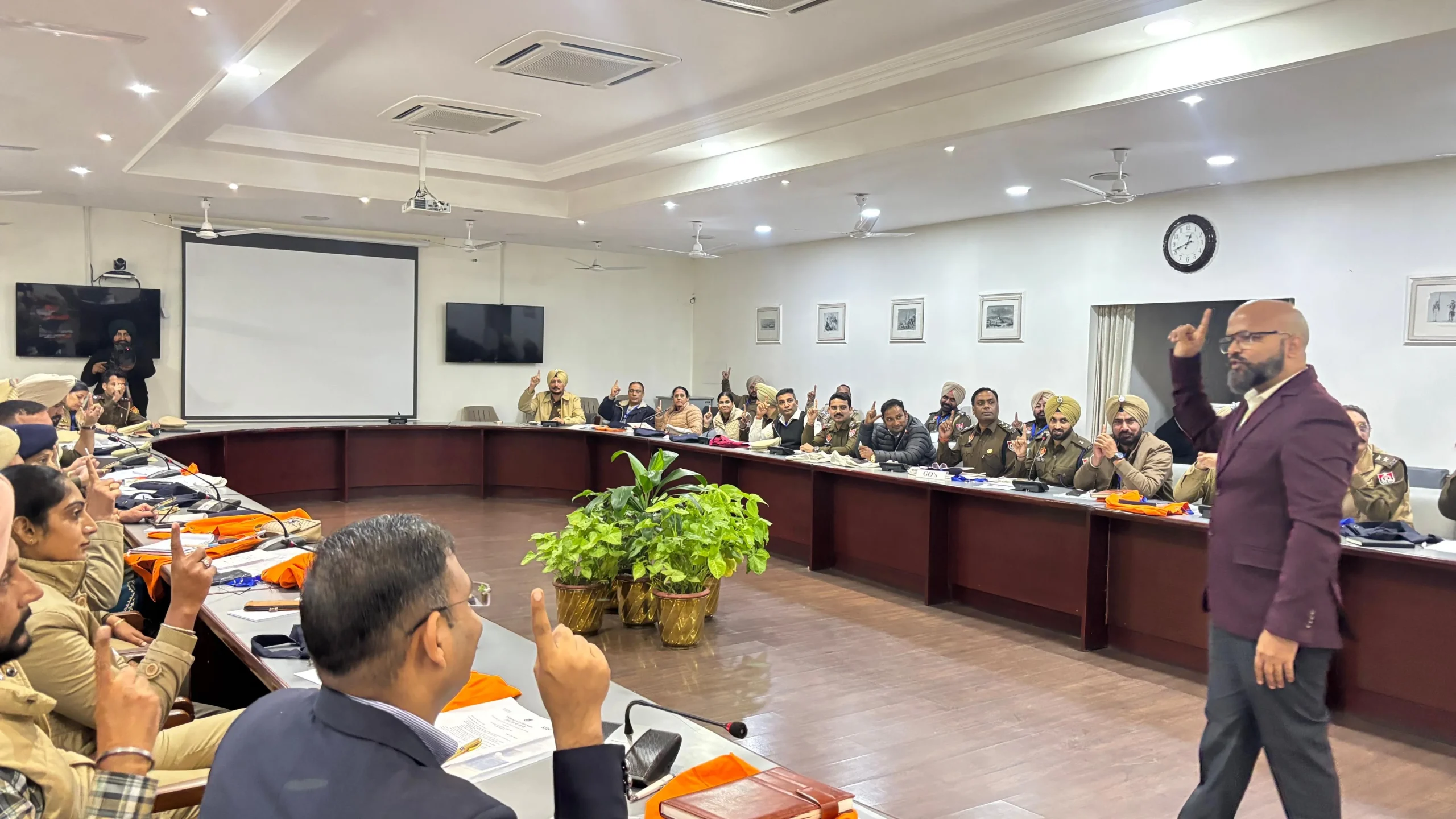 WhatsApp Image 2025-12-02 at 20.42.19