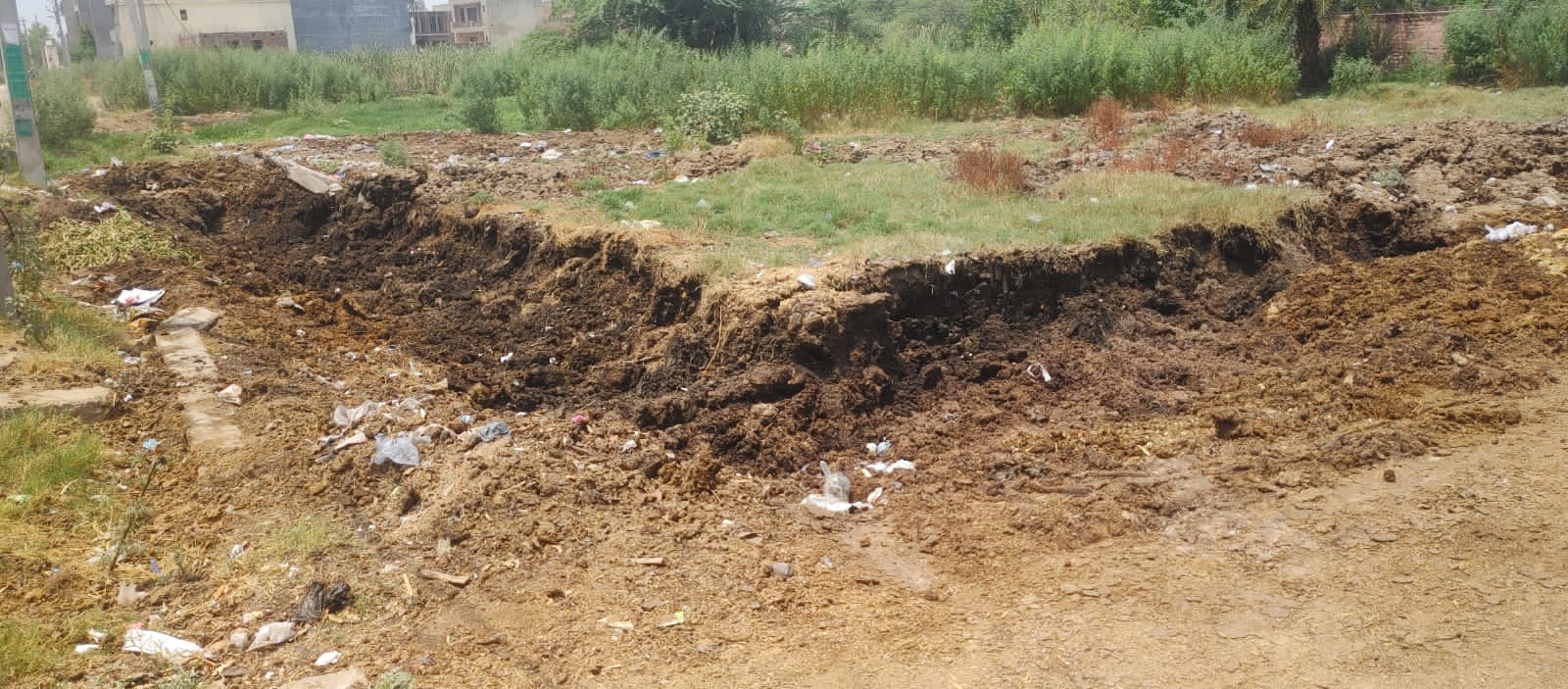Wastewater pond management